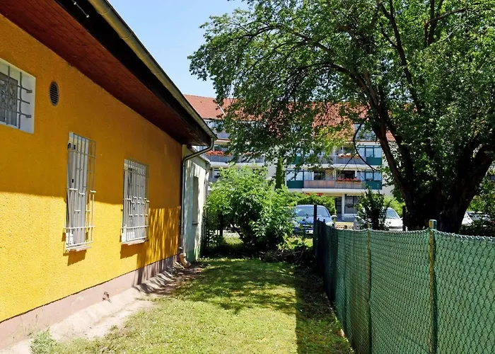 Ferienwohnung/ Ferienzimmer Asche ホームステイ